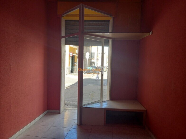 Retail in Alicante, Alicante for lease - Building Photo - Image 3 of 6