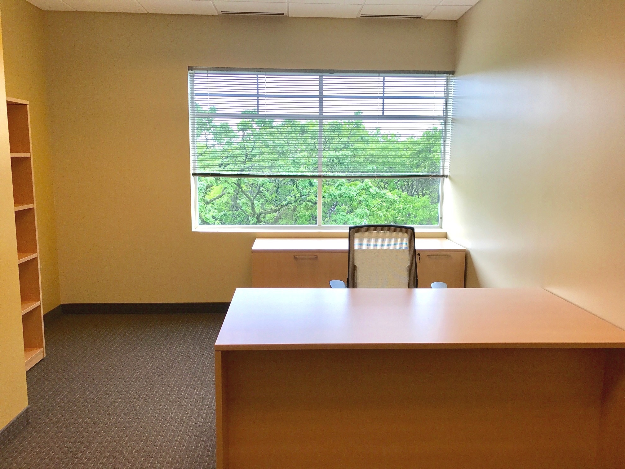 1820 Old Highway 8, New Brighton, MN for lease Interior Photo- Image 1 of 4