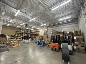 701-721 Kasota Ave SE, Minneapolis, MN for lease Interior Photo- Image 2 of 4