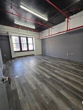 365-381 canal Pl, Bronx, NY for lease Interior Photo- Image 1 of 7