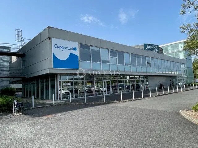 Location Commerce 511 m² - Photo 1