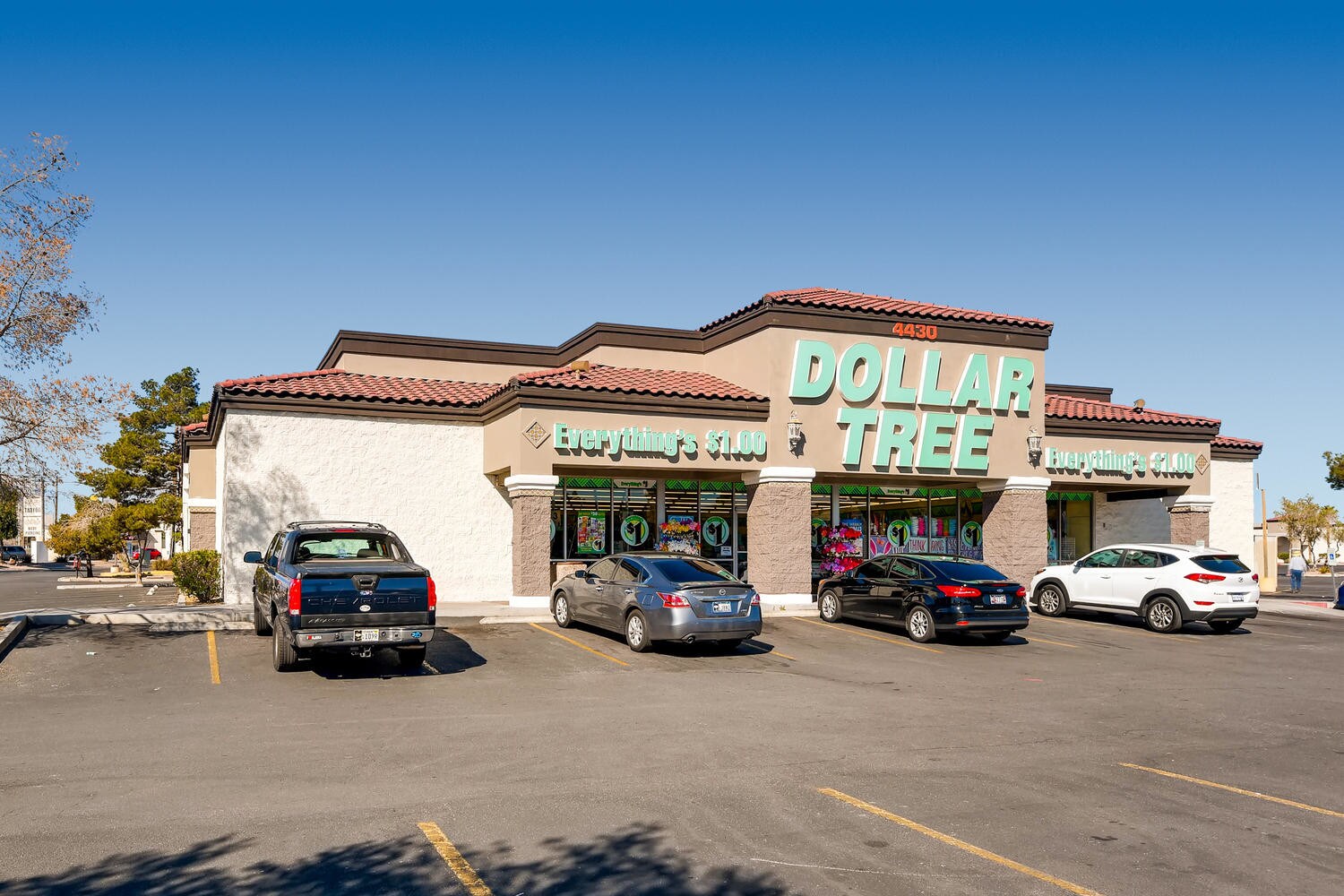 44004530 N Rancho Dr, Las Vegas, NV 89130 Rancho Sierra Shopping Center