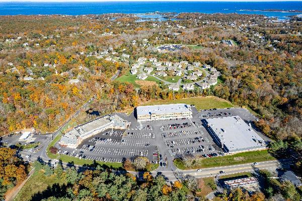 380-400 Chief Justice Cushing Hwy, Cohasset, MA for lease - Building Photo - Image 1 of 37