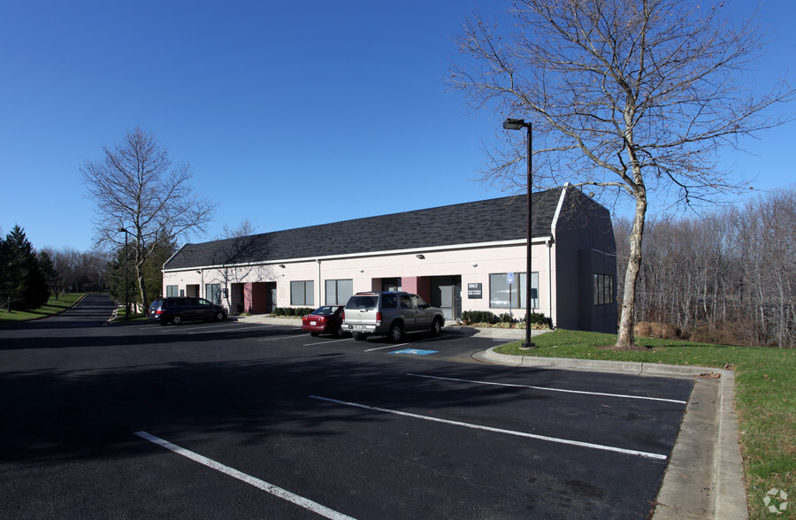 1801-1823 Brightseat Rd, Landover, MD for lease - Building Photo - Image 3 of 5