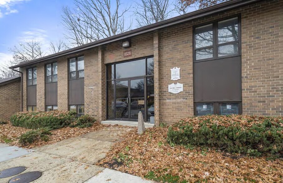8322-8328 Traford Ln, Springfield, VA for sale - Building Photo - Image 1 of 1