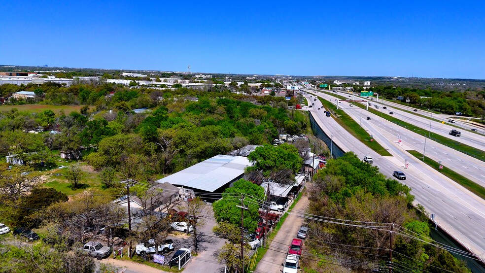 6504 Wilcab Rd, Austin, TX for sale - Primary Photo - Image 1 of 7