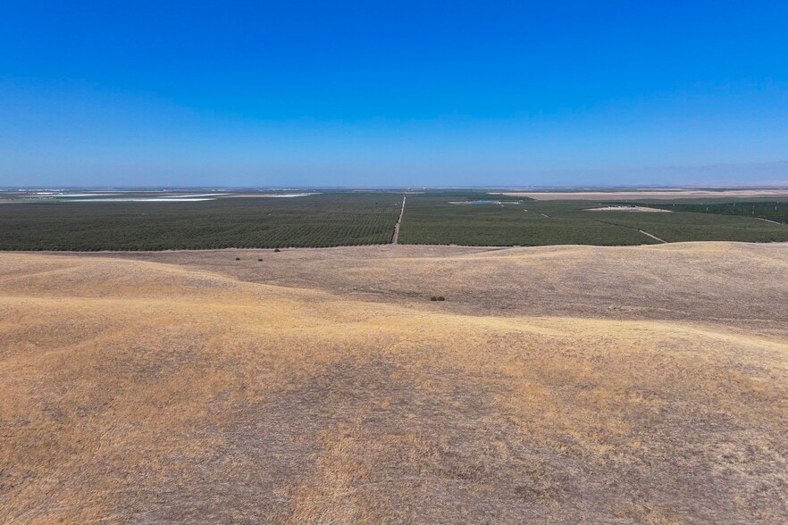 Quinn Road, Delano, CA for sale - Building Photo - Image 2 of 9