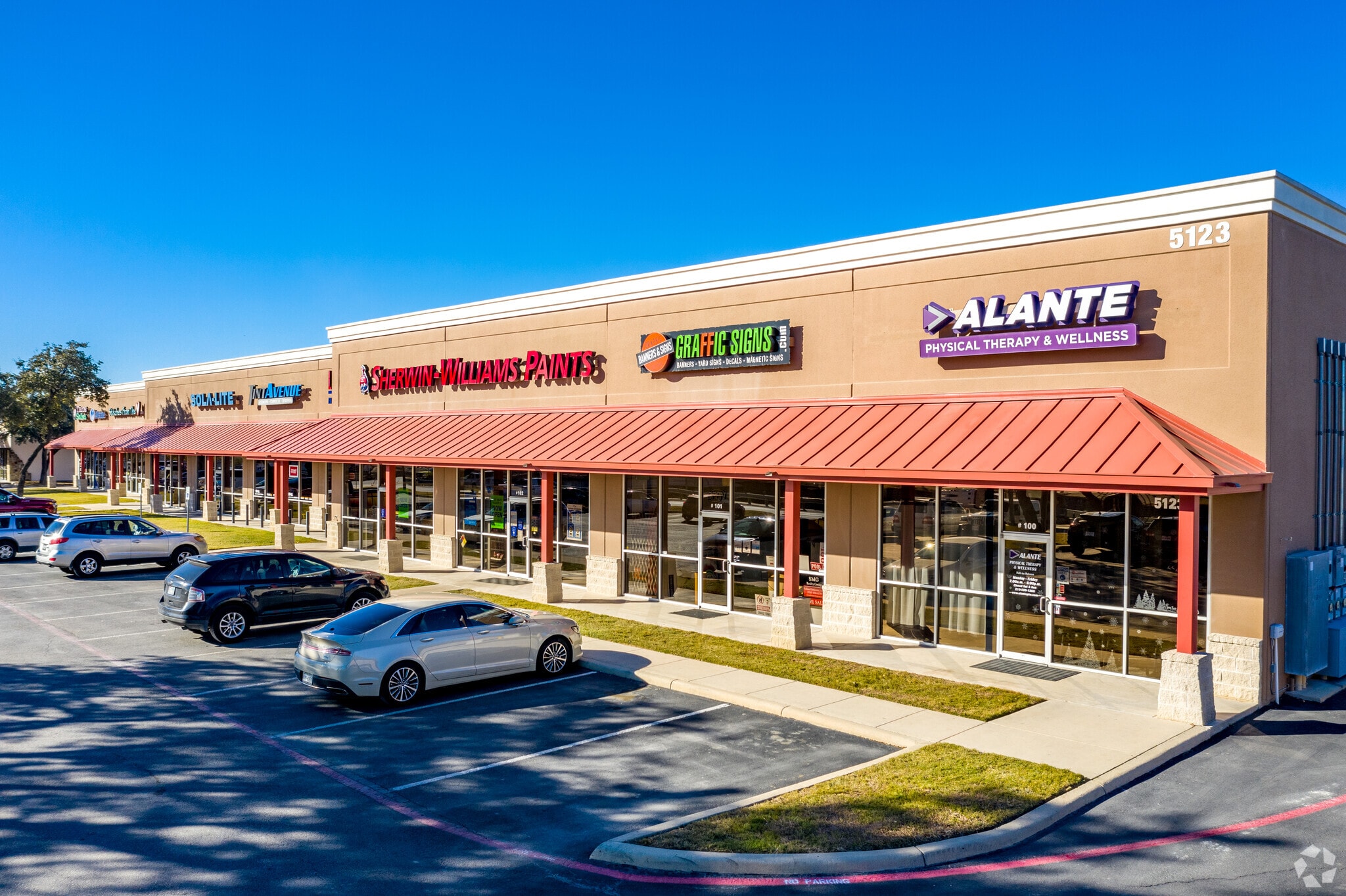 5123 N Loop 1604, San Antonio, TX for lease Primary Photo- Image 1 of 5