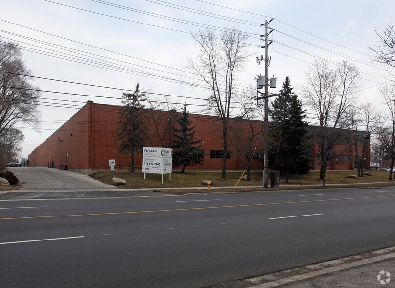 324 Horner Ave, Toronto, ON for lease - Building Photo - Image 2 of 4