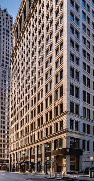 25 E Washington St, Chicago, IL for lease - Building Photo - Image 1 of 12