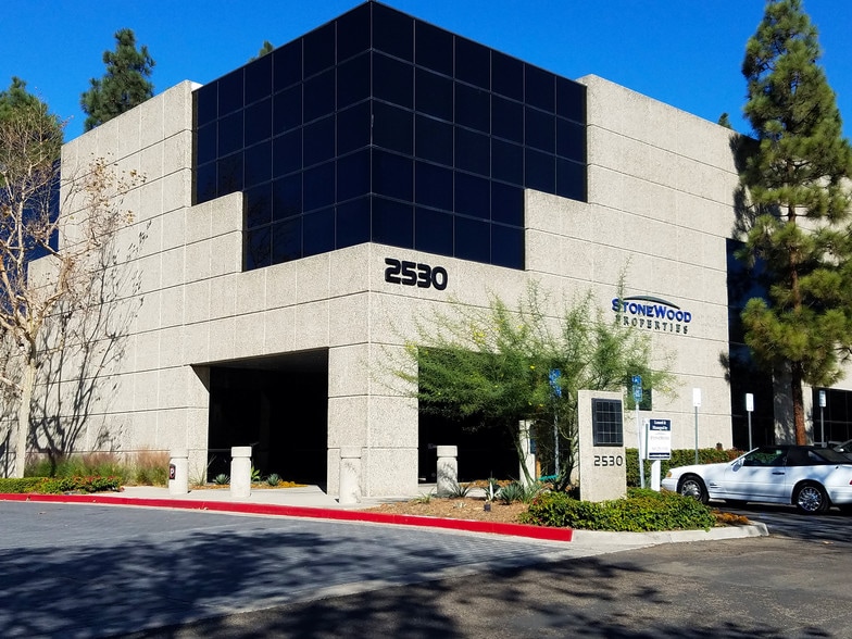 2530 Red Hill Ave, Santa Ana, CA for lease - Building Photo - Image 2 of 7