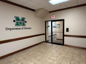 905-909 3rd Ave, Huntington, WV for lease Interior Photo- Image 2 of 11