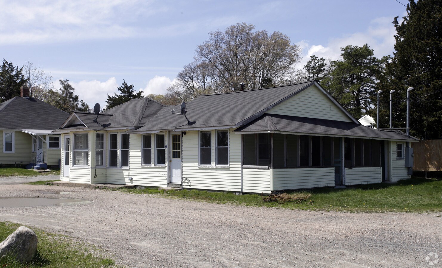 3865 Old Post Rd, Charlestown, RI 02813