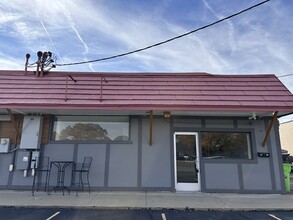 630 Woodward Ave, Rochester, MI for lease Building Photo- Image 1 of 5