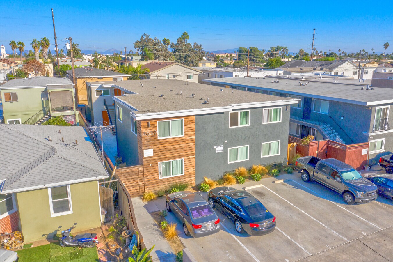 4639 Bancroft St, San Diego, CA 92116