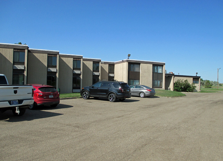 1200 ND-49 Hwy, Beulah, ND for sale Primary Photo- Image 1 of 1