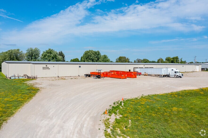 701 N Bluemound Dr, Appleton, WI 54914