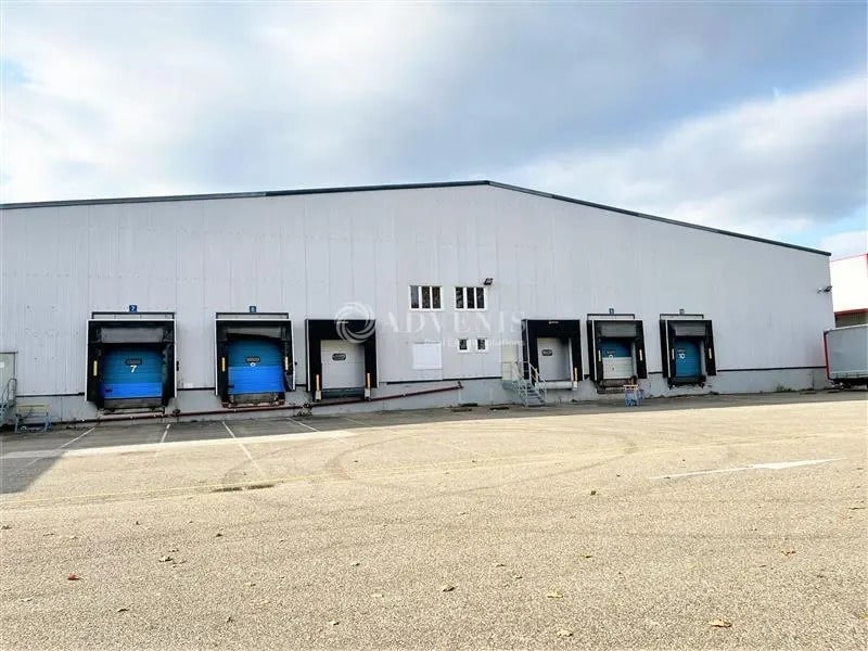 Industrial in Strasbourg for lease Building Photo- Image 1 of 4