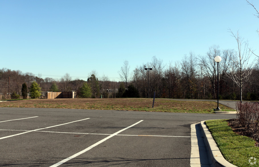 Greenbelt Rd, Lanham, MD for lease - Primary Photo - Image 1 of 1