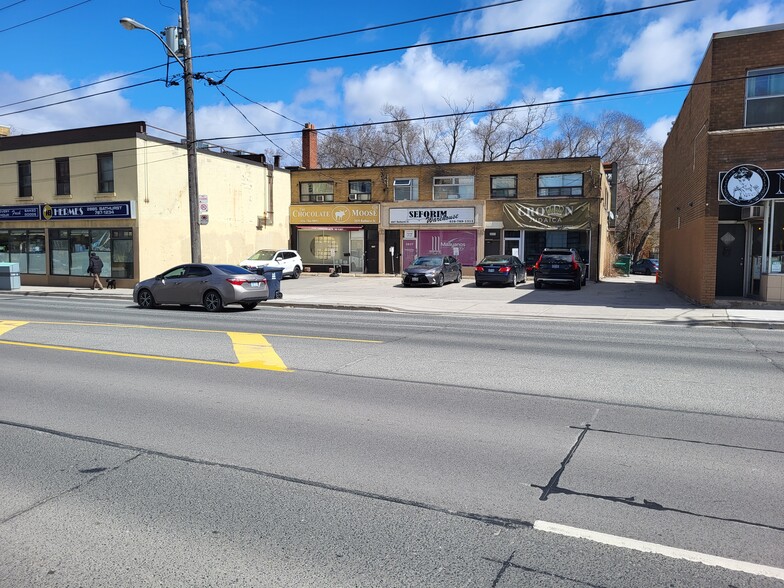 2839 Bathurst St, Toronto, ON for sale - Building Photo - Image 2 of 17