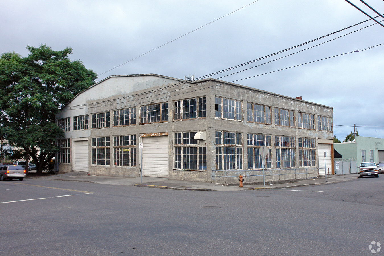 1015 SE Woodward St, Portland, OR 97202 - Industrial for Lease | LoopNet