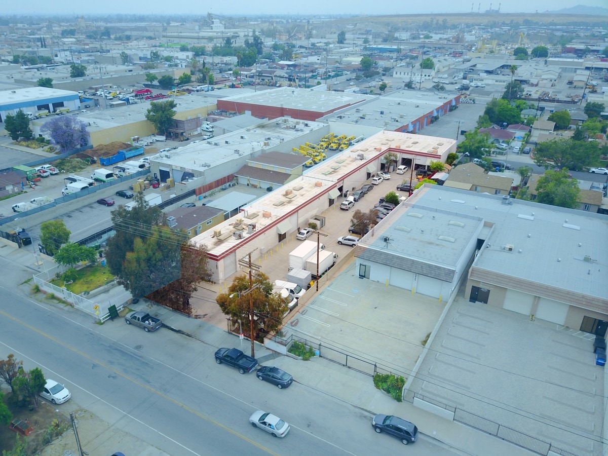 11003 Penrose St, Sun Valley, CA 91352