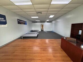 1814-1946 US Highway 19, Holiday, FL for lease Building Photo- Image 1 of 11