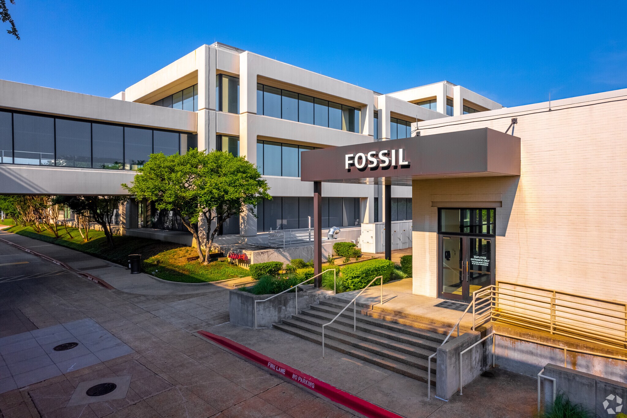 901 S Central Expy, Richardson, TX 75080 Office for Lease