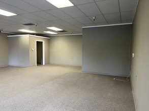 4076-4086 Grass Valley Hwy, Auburn, CA for lease Interior Photo- Image 2 of 6