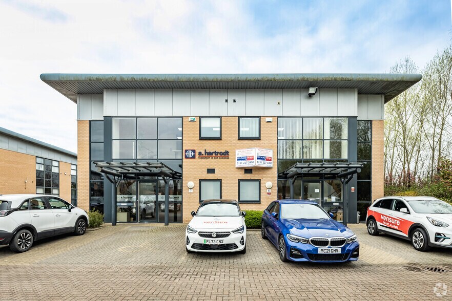 7-8A Hurricane Ct, Liverpool for lease - Building Photo - Image 2 of 4