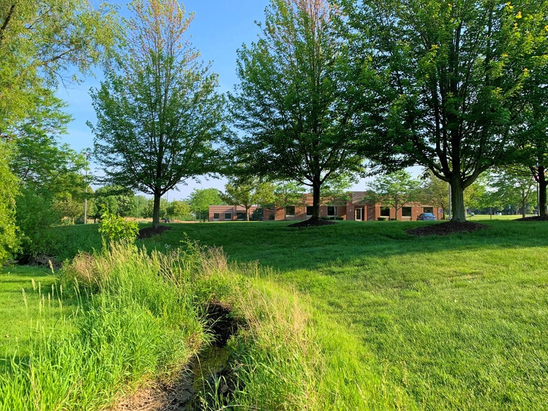 3767 Ranchero Dr, Ann Arbor, MI for sale - Building Photo - Image 2 of 9