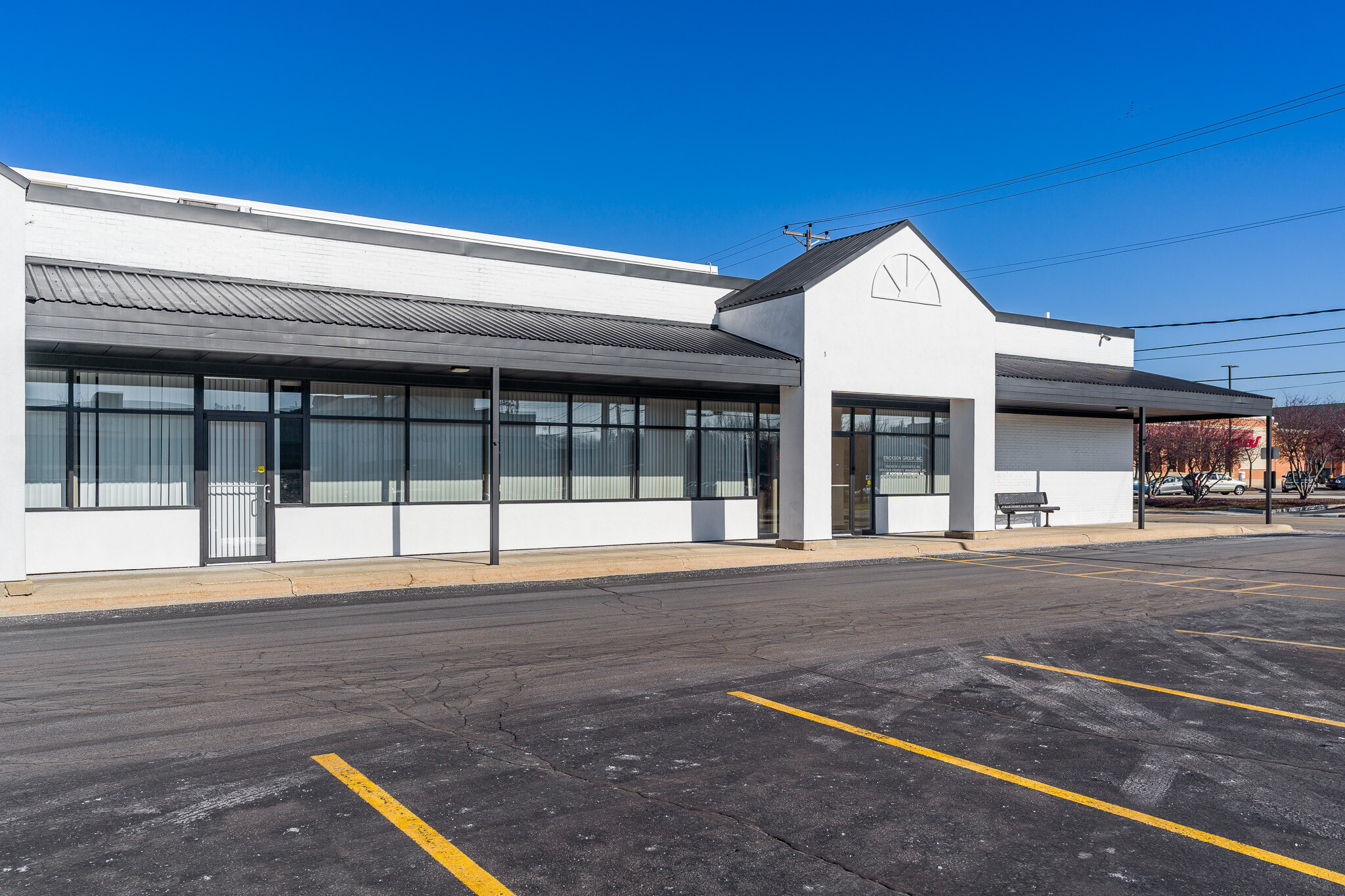 2420-2642 Charles St, Rockford, IL for lease Building Photo- Image 1 of 29