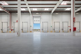 Calle Carae, 17, Zaragoza, Zaragoza for lease Interior Photo- Image 1 of 2