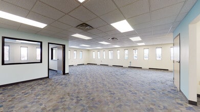 4600 W 77th St, Edina, MN for lease Matterport 3D Scan- Image 1 of 6