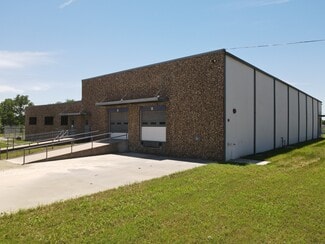 More details for 1101 Woods St, Gainesville, TX - Industrial for Sale