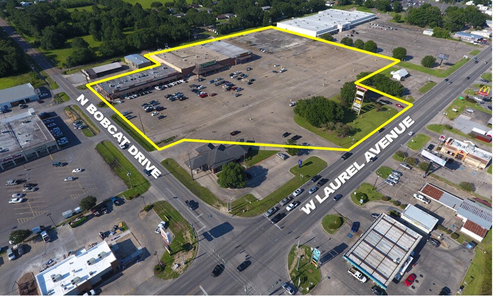 2150-2234 W Laurel Ave, Eunice, LA for sale - Building Photo - Image 1 of 1