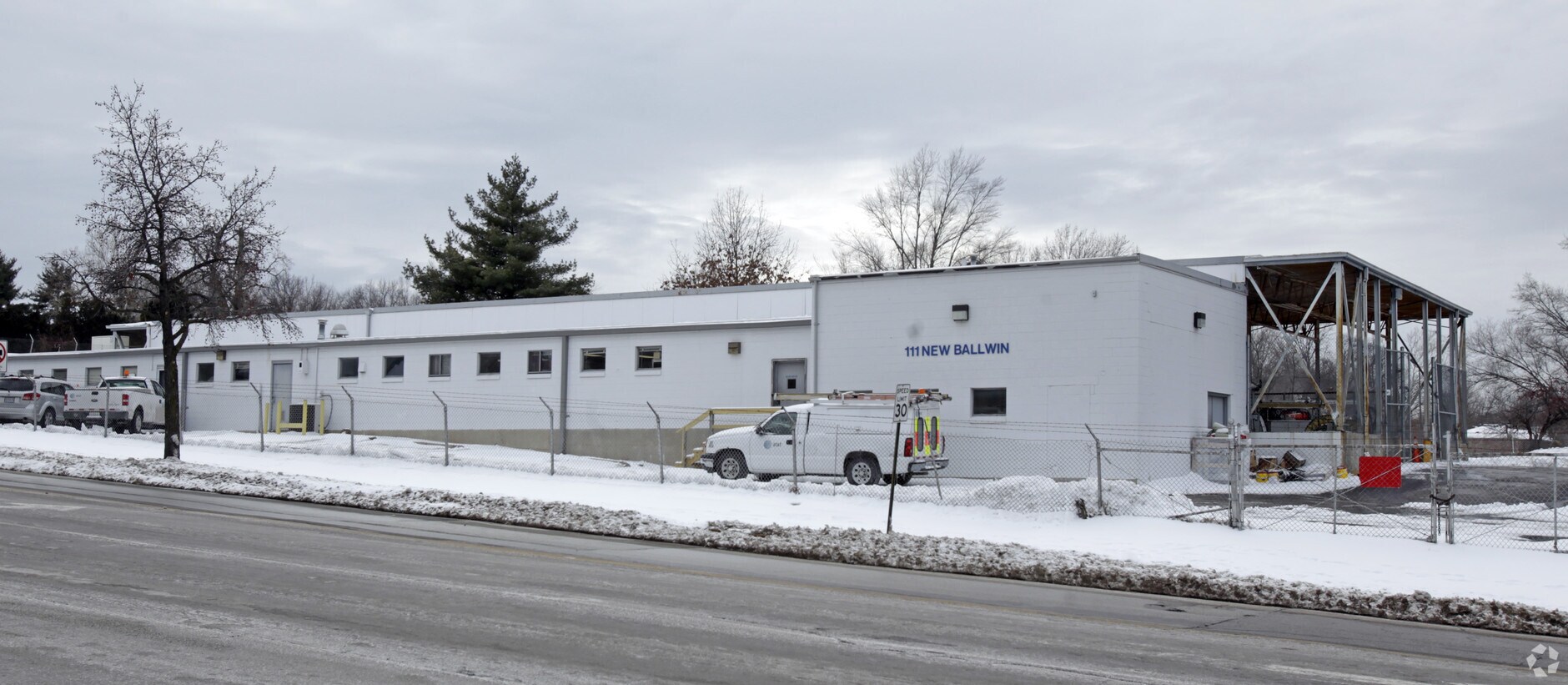 111 New Ballwin Rd, Ballwin, MO 63021
