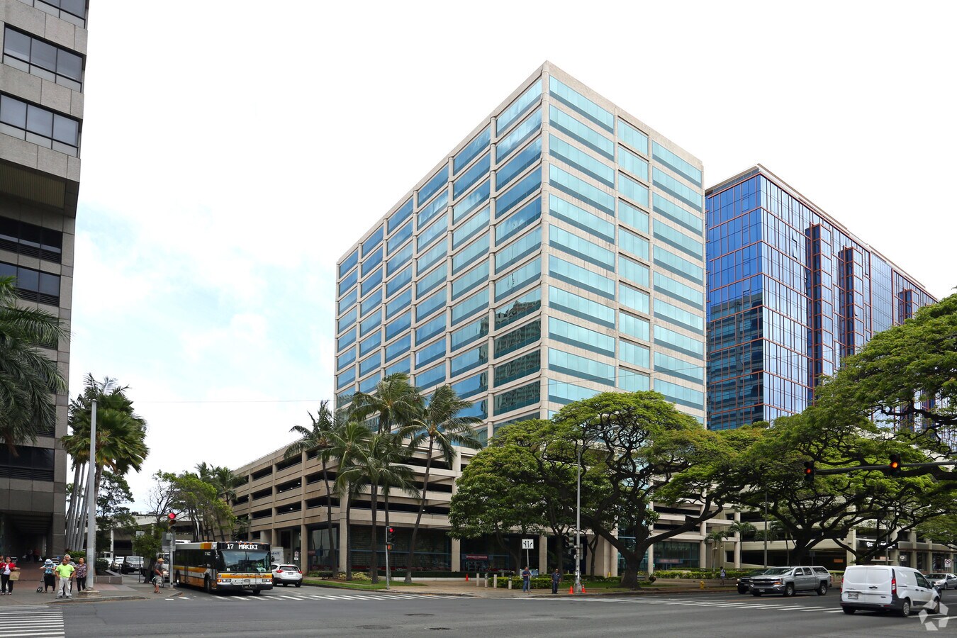 1585 Kapiolani Blvd, Honolulu, HI, 96814 Office Space For Lease