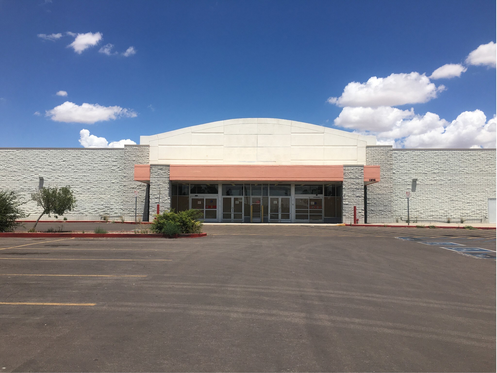 1205 E Pine St, Deming, NM for sale Building Photo- Image 1 of 1