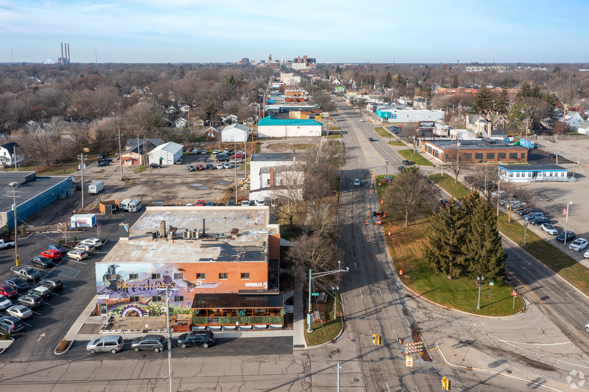 2722 E Michigan Ave, Lansing, MI 48912 - The Hive | LoopNet