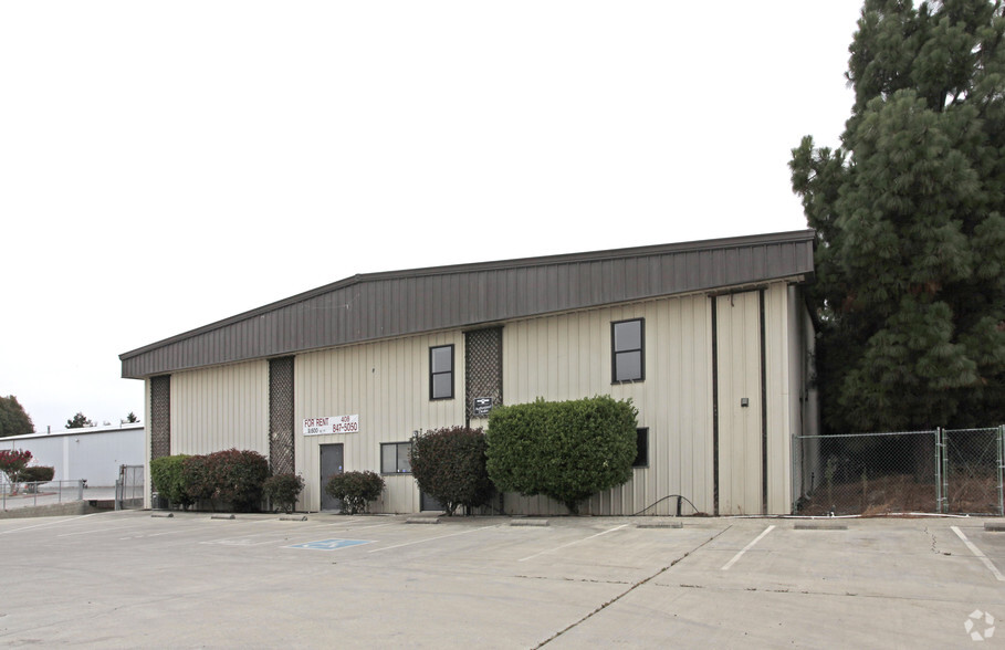 2560 San Juan Rd, Hollister, CA for lease - Building Photo - Image 2 of 2