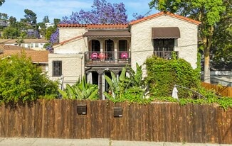 2420 N Beachwood Dr, Los Angeles CA - Triplex Property