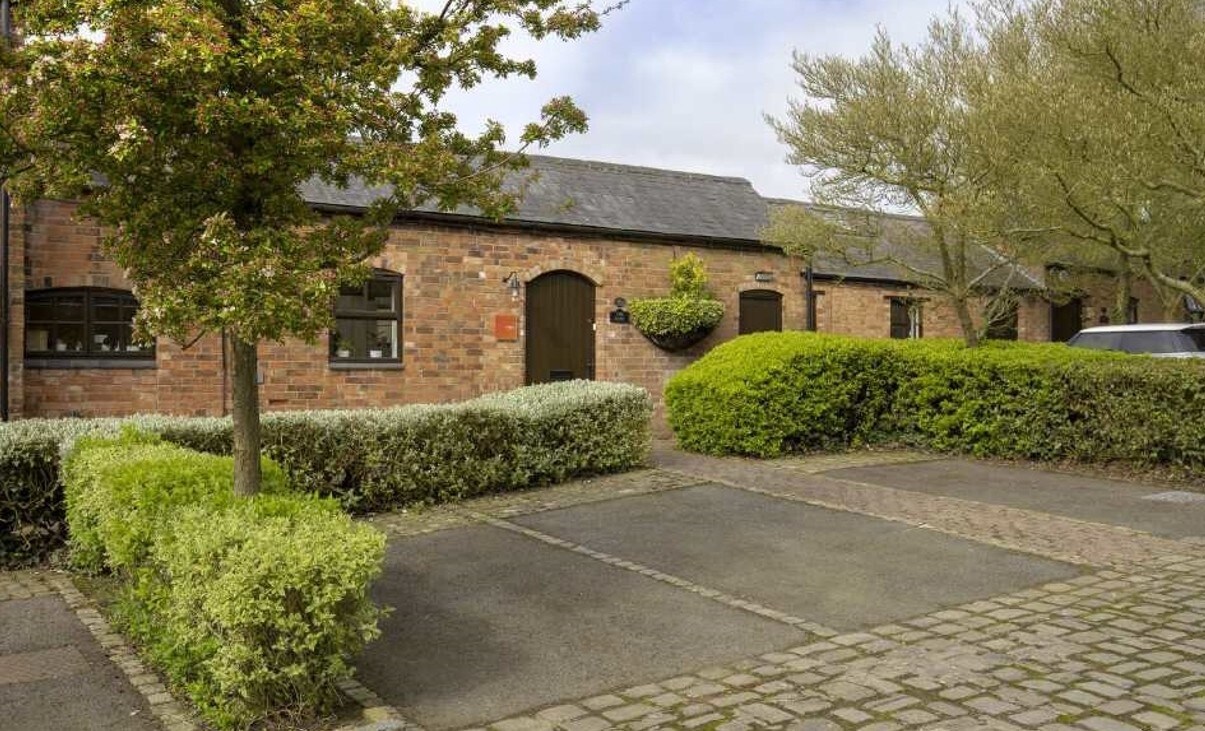 Desford Rd, Leicester, LEC LE19 4XT