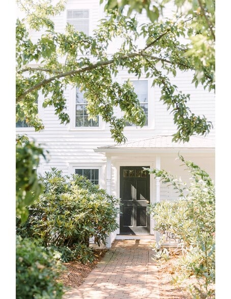 8 Pleasant St, Natick, MA for lease - Building Photo - Image 1 of 5
