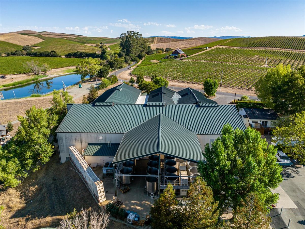 1285 Dealy Ln, Napa, CA 94559 - RuVango Winery | LoopNet