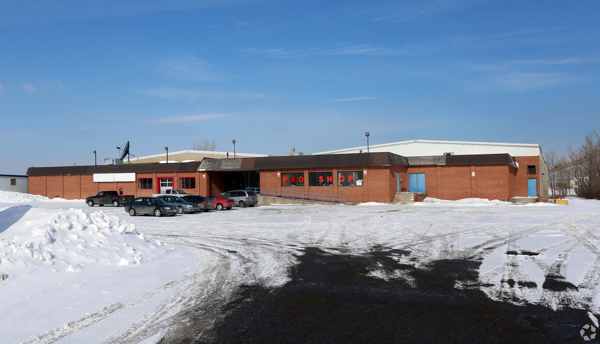 1911 Barton St E, Hamilton, ON for sale Primary Photo- Image 1 of 1