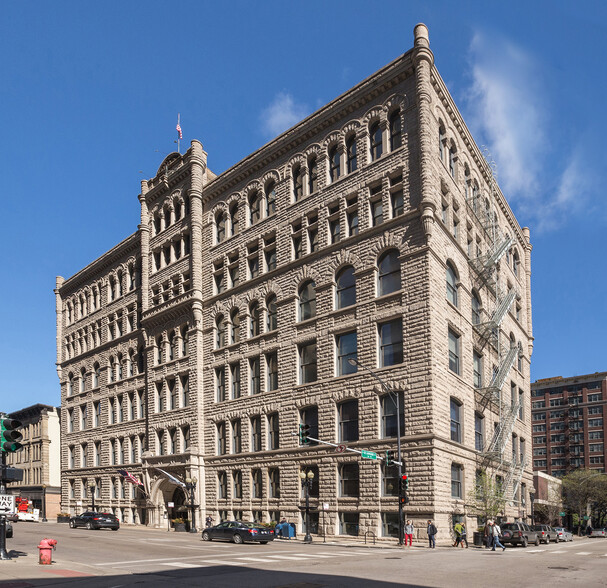 54 W Hubbard St, Chicago, IL for lease - Building Photo - Image 1 of 9