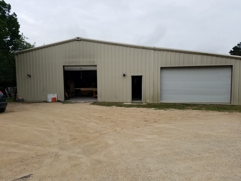 2015 Mount Sharp Rd, Wimberley, TX for sale - Building Photo - Image 1 of 1