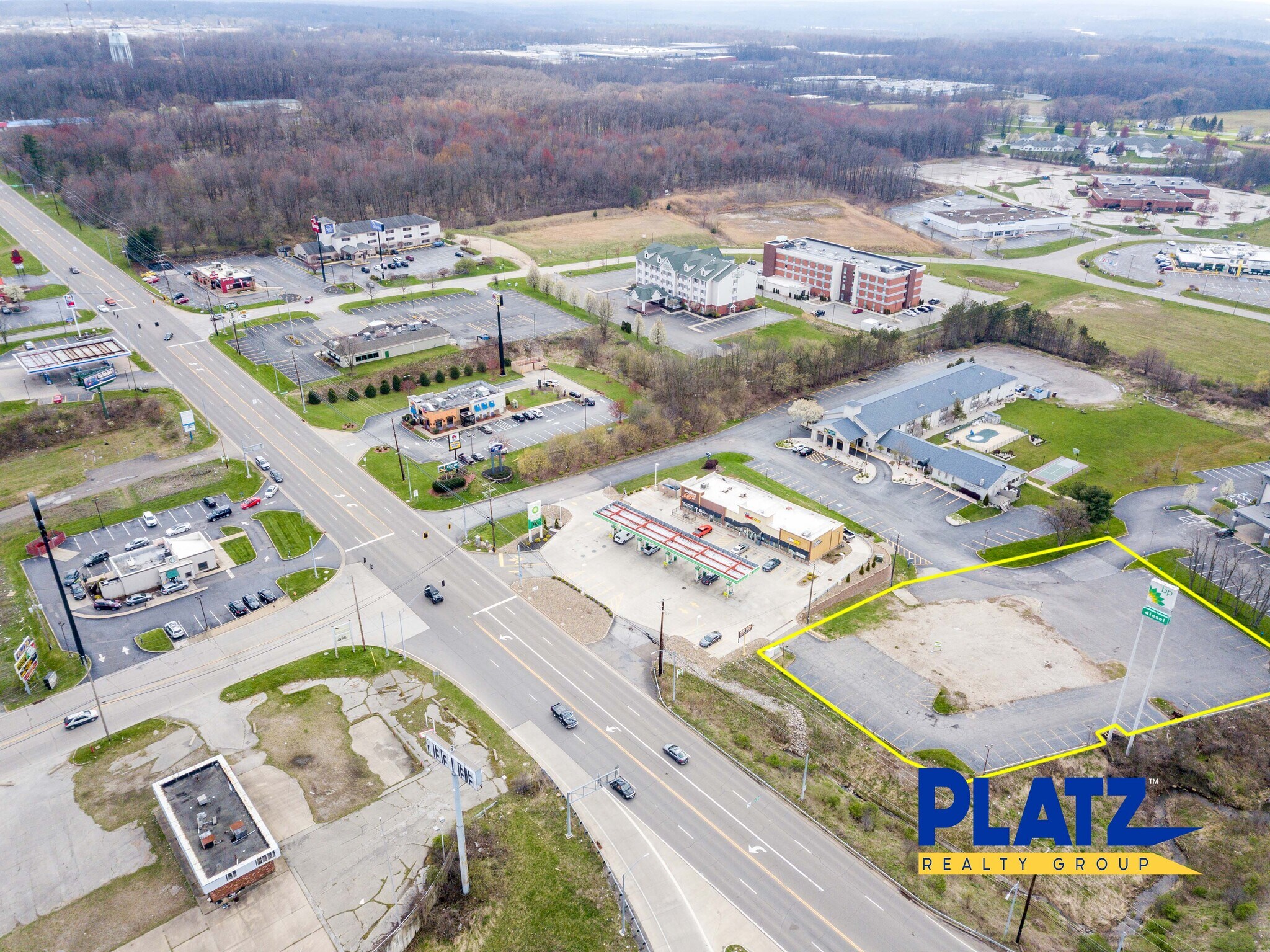 920 Canfield Niles Rd, Austintown, OH for lease Aerial- Image 1 of 8