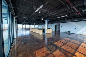 5050 N Broadway St, Chicago, IL for lease Interior Photo- Image 1 of 11